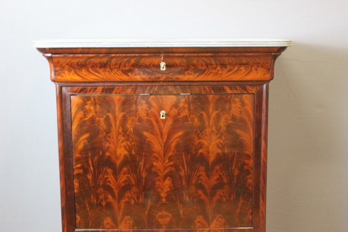 Mobilier Bureau et Secrétaire - Secrétaire Louis Philippe en acajou flammé