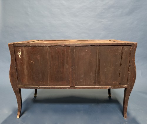 Antiquités - Commode attribuable to Pierre Migeon circa 1740
