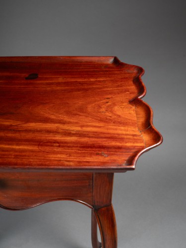 Solid mahogany cabaret table circa 1750 - Louis XV