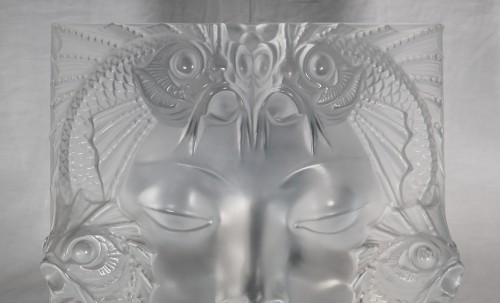 XXe siècle - Lalique France - Motif décoratif "Fontaine Poissons" ou "Masque femme"