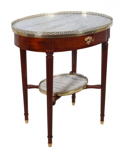 Table bouillotte en acajou époque Louis XVI