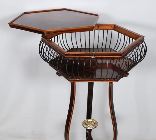 Mobilier Meuble d'appoint - Tricoteuse en palissandre et citronnier époque Charles X