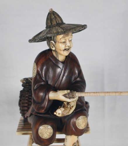 Okimono en bois et ivoire, Japon époque Meiji - Arts d