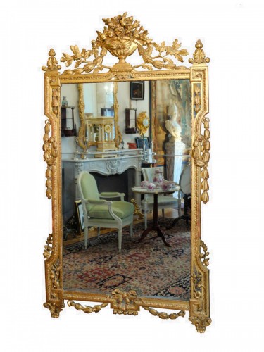 Important miroir d'époque Louis XVI en bois doré