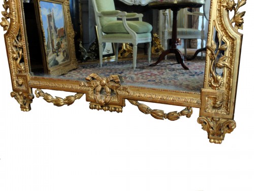 Antiquités - Important miroir d'époque Louis XVI en bois doré