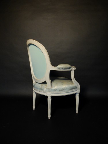 Pair of Louis XVI armchairs stamped Pluvinet  - Seating Style Louis XVI