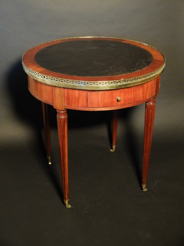 Bouillotte table and its tray from the Louis XVI period  - 