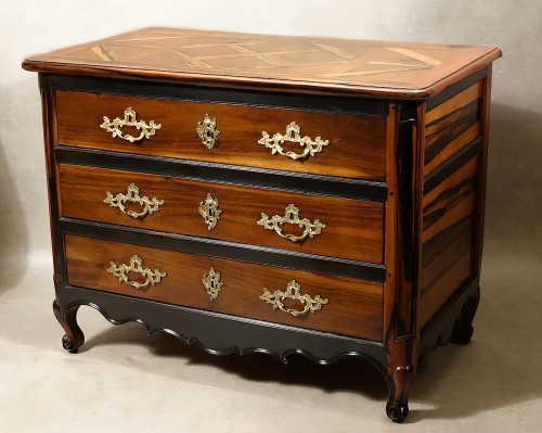 Mobilier Commode - Commode en ébène Royale - La Rochelle XVIIIe