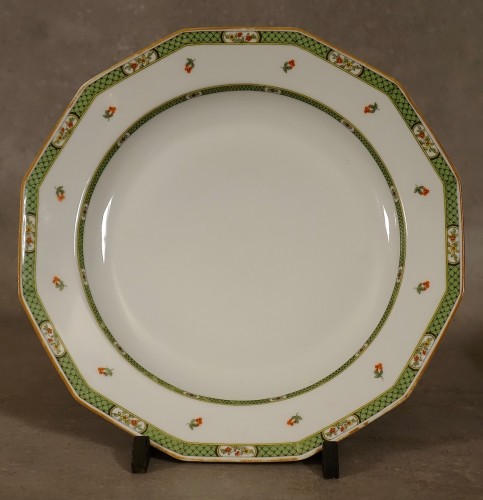 Trois plats en porcelaine de Limoges - Maisons Cartier et Lanternier - 