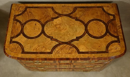 Commode grenobloise Louis XIV en bois des Alpes - Antiquités Philippe Glédel