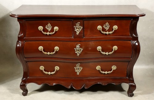 Mobilier Commode - Commode bordelaise en acajou massif