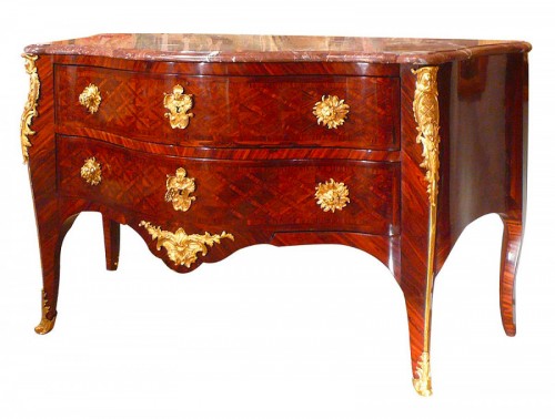 French Louis XV Commode stamped M. CRIAERD