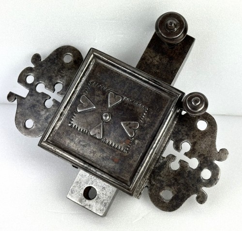 Louis XIV - A Louis XIV evolution chamber lock and key, mid 17th century