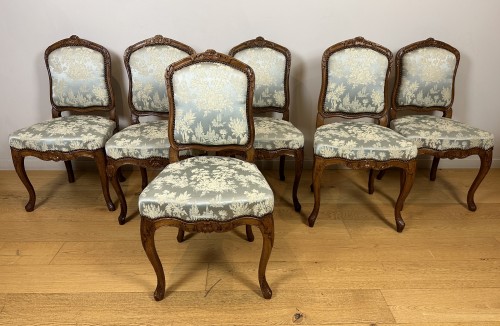 Set of six &quot;à la reine&quot; chairs stamped Jean-Baptiste Gourdin  - Seating Style Louis XV
