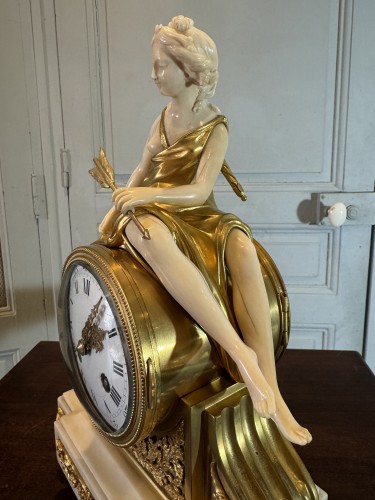 XIXe siècle - « Diane chasseresse » pendule chryséléphantine d’époque Napoléon III