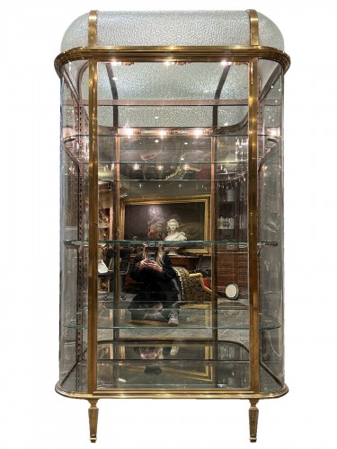 Dome display cabinet signed Muller R&amp;P Domange 