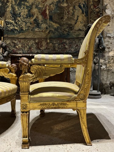 Napoléon III - Paire de fauteuils aux cariatides fin 19e, modèle de Jacob Desmalter