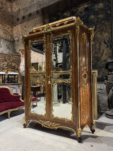 Armoire d’apparat en marqueterie et bronzes dorés attribué à Joseph Emmanuel Zwiener - Mobilier Style Napoléon III