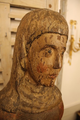 Antiquités - Sainte en bois sculpté polychrome, Allemagne fin XVIe début XVIIe siècle