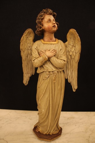 Art sacré, objets religieux  - Paire d'anges en bois sculpté, époque XIXe siècle