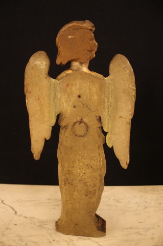 Paire d'anges en bois sculpté, époque XIXe siècle - 