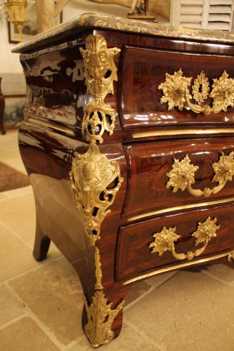 Louis XV - Louis XV period chest of drawers stamped F.F.