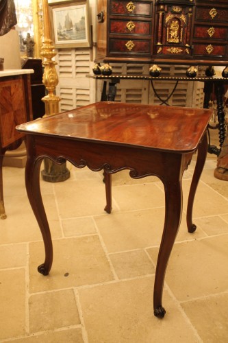 Antiquités - Louis XV cabaret table in solid mahogany