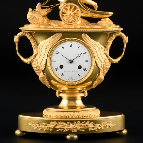 Horlogerie Pendule - Pendule Empire “Chariot de l’amour tiré par des colombes”