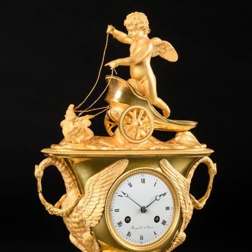 19th century - Empire clock “Chariot of love drawn by doves”