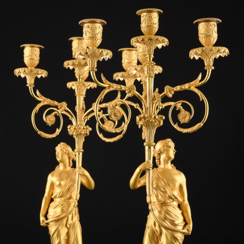 Paire de candélabres d’époque Louis XVI vers 1775 - Luminaires Style Louis XVI