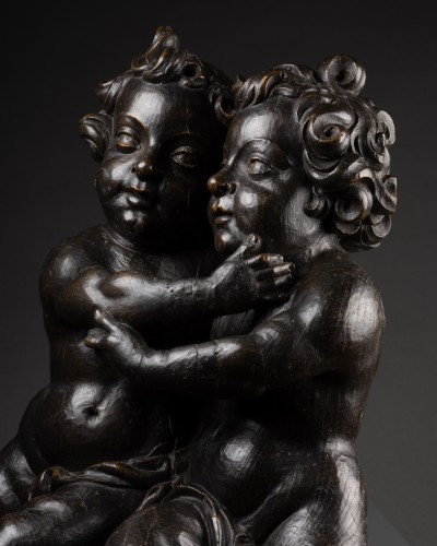 Amours enlacés sculptés – Flandres XVIIe siècle - 