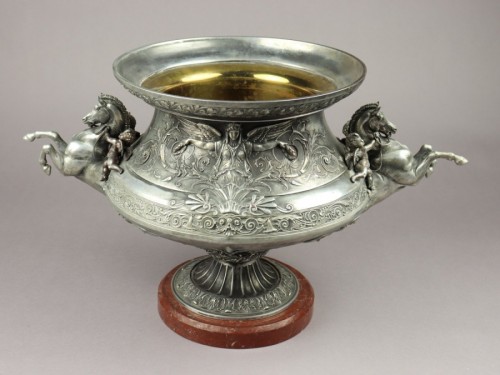 Grande coupe en métal argenté par les Frères Fanniere - Objet de décoration Style Napoléon III