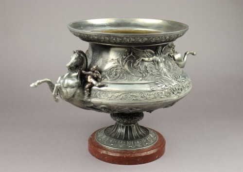 Objet de décoration Cassolettes, coupe et vase - Grande coupe en métal argenté par les Frères Fanniere