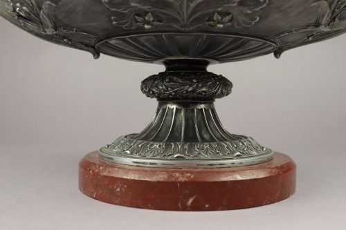 XIXe siècle - Grande coupe en métal argenté par les Frères Fanniere