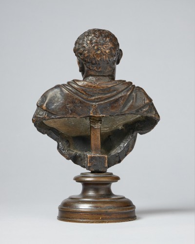 XVIe siècle et avant - Buste en bronze d'un empereur romain, Italie XVIe siècle