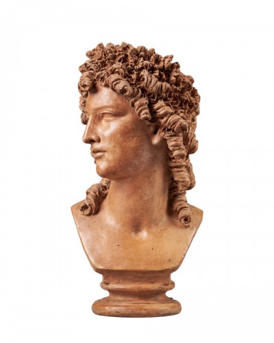 A Fine Terracotta Bust of Flora, 19th century