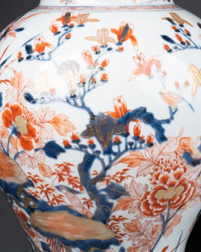 Antiquités - Pair of covered Chinese porcelain jars circa 1720