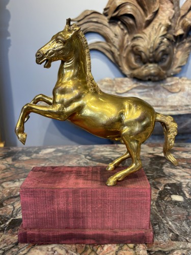 Sculpture  - Pair of rearing horses in gilded bronze, Italy circa 1750