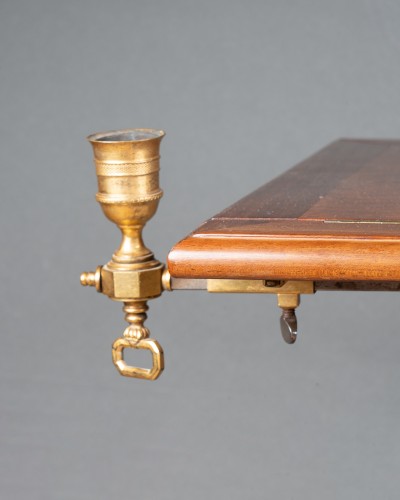 Mobilier Table à Jeux - Lutrin à système par Adam Weiweiler, Paris vers 1780