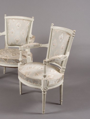 Suite de quatre fauteuils en cabriolet époque Directoire, XVIIIe siècle - Baptiste Jamez