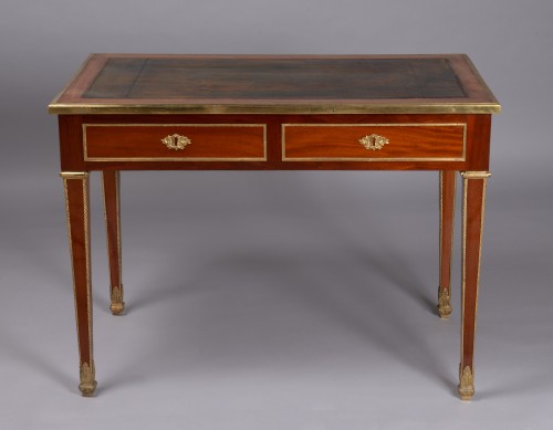 Bureau plat début du XIXe siècle en placage d’amarante et satiné - Mobilier Style 