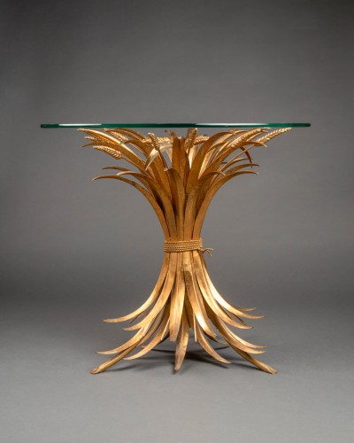 Antiquités - Pedestal table in gilded brass and glass