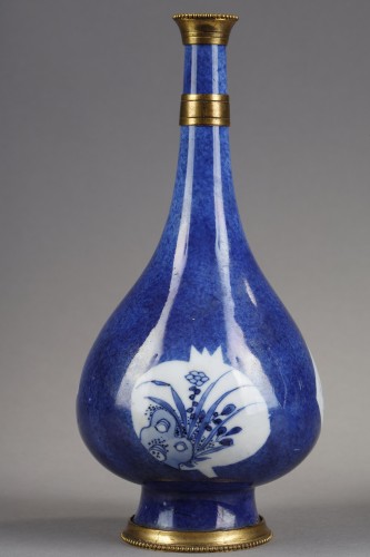 Asian Works of Art  - Powder blue and white blue porcelain sprinklers, Kangxi 1662-1722