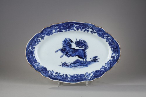 Asian Works of Art  - Porcelain dish blue and white  - Qianlong period  1736/.1795