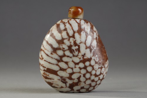 Snuff bottle in &quot;limestone&quot; - 1750 - 1850 - 