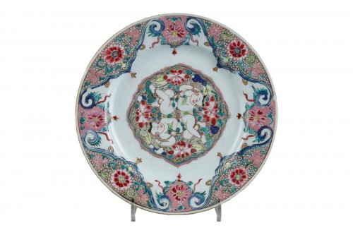 Assiette en porcelaine Famille Rose - Chine 1730 -1740