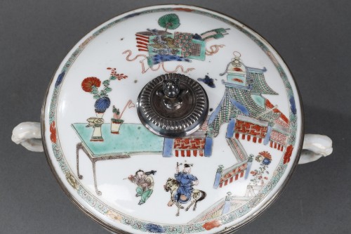 Asian Works of Art  - Porcelain bowl of the Famille Verte - Kangxi 1662/1722