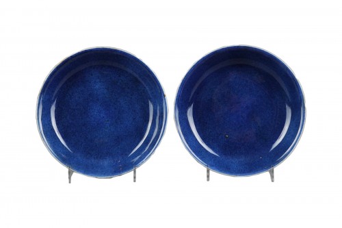 Pair of cups "powdered blue" - Kangxi 1662/1722