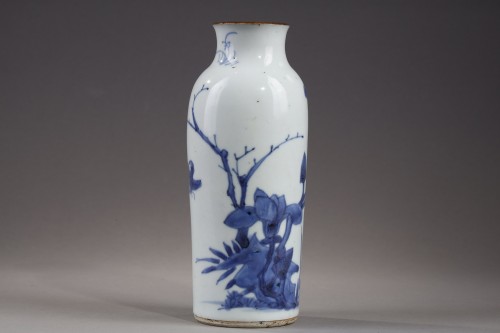 Vase rouleau en porcelaine Chine vers 1650/60 - Arts d