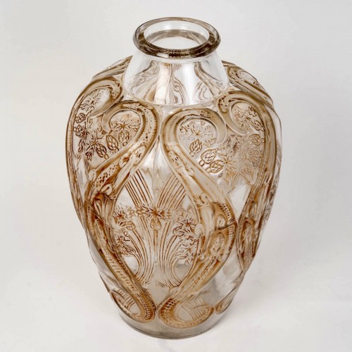 Glass & Crystal  - 1913 René Lalique - Vase Lezards Et Bluets